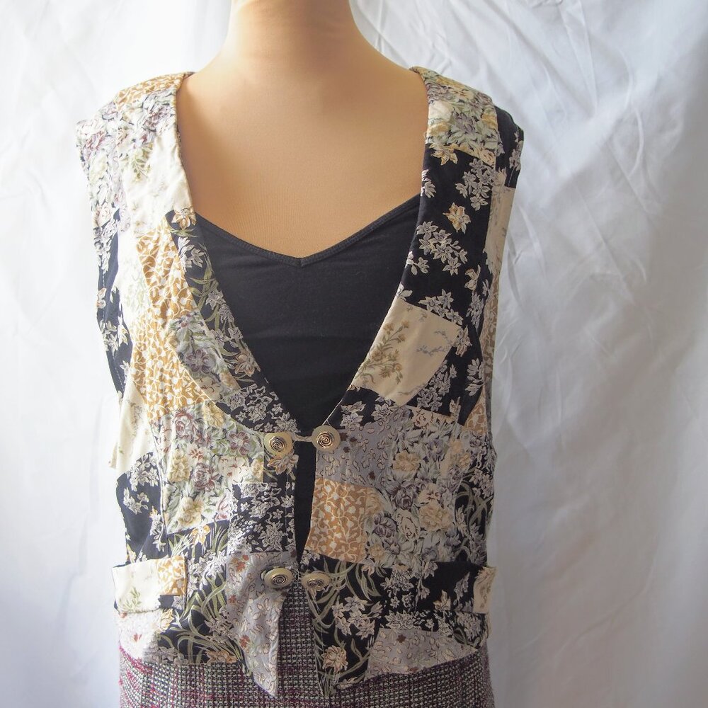 Vintage Scarlett M Patchwork Fabric Vest Size M/L